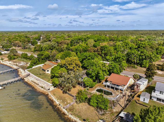 13947 FL-20, Niceville, FL 32578