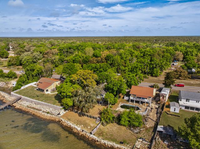 13947 FL-20, Niceville, FL 32578