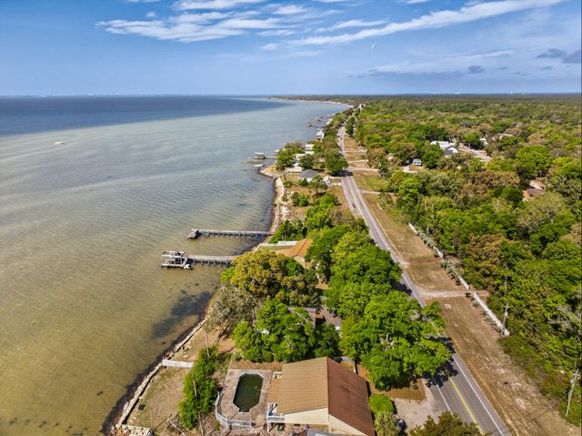 13947 FL-20, Niceville, FL 32578