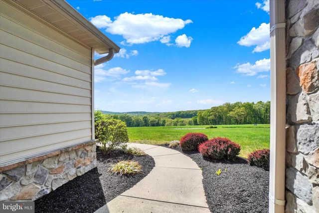 4192 EVERGREEN RD, Felton, PA 17322