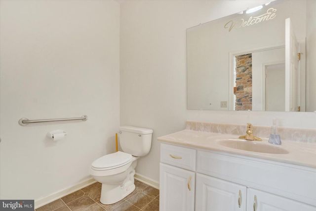 4192 EVERGREEN RD, Felton, PA 17322