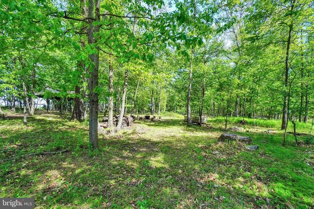 4192 EVERGREEN RD, Felton, PA 17322