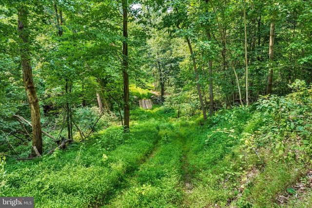 4192 EVERGREEN RD, Felton, PA 17322