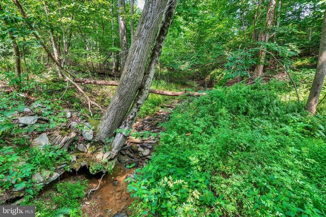 4192 EVERGREEN RD, Felton, PA 17322