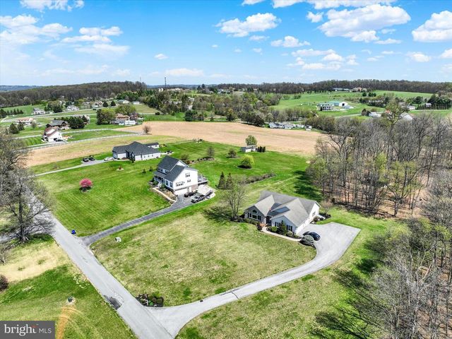 4192 EVERGREEN RD, Felton, PA 17322