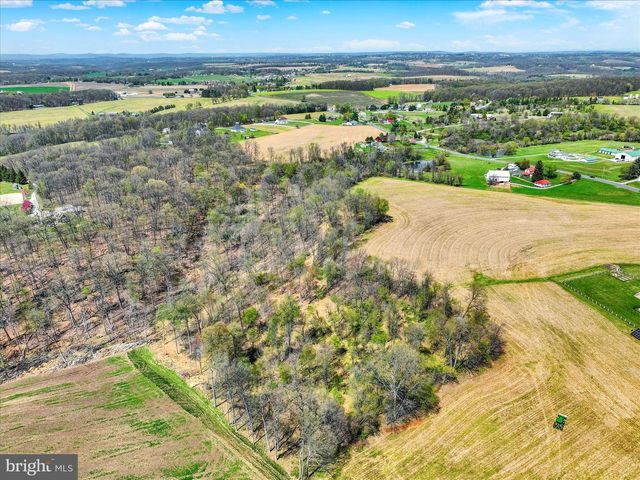 4192 EVERGREEN RD, Felton, PA 17322
