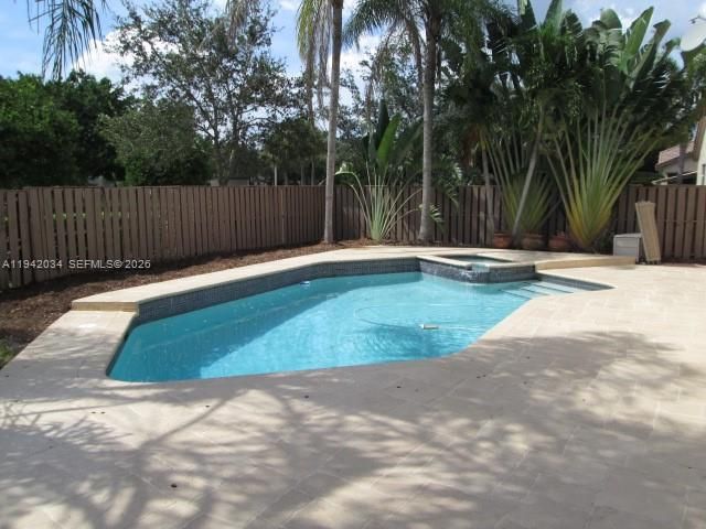 1521 NW 105th Ave, Plantation, FL 33322