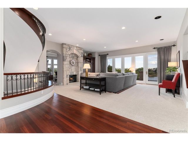 4450 W Caspian Cir, Littleton, CO 80128