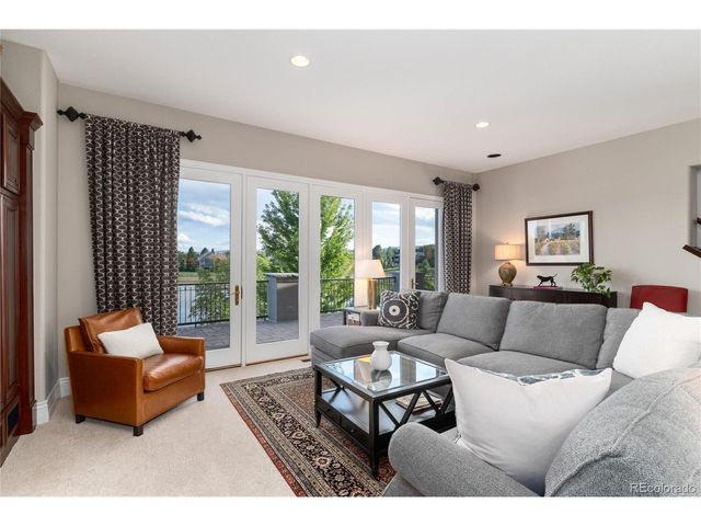 4450 W Caspian Cir, Littleton, CO 80128