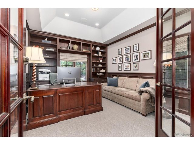 4450 W Caspian Cir, Littleton, CO 80128
