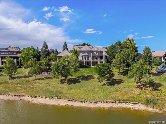 4450 W Caspian Cir, Littleton, CO 80128