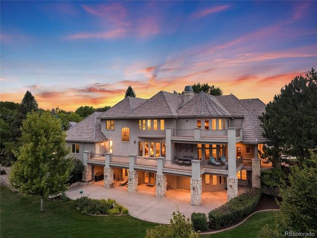 4450 W Caspian Cir, Littleton, CO 80128