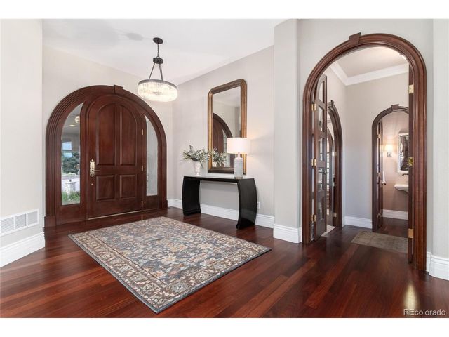 4450 W Caspian Cir, Littleton, CO 80128