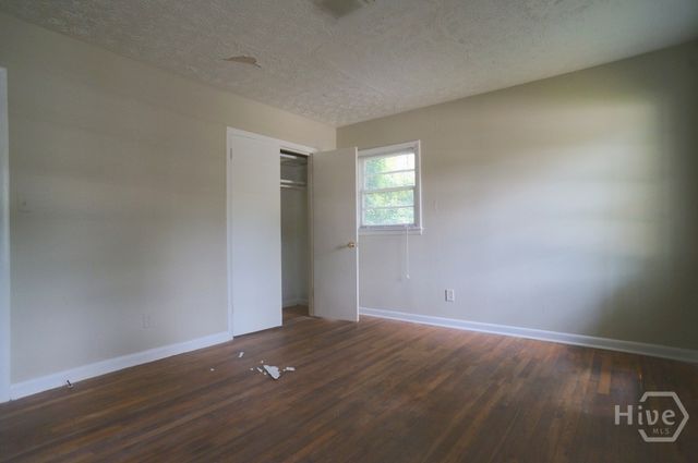 435 Barnett Shoals Road, Athens, GA 30605