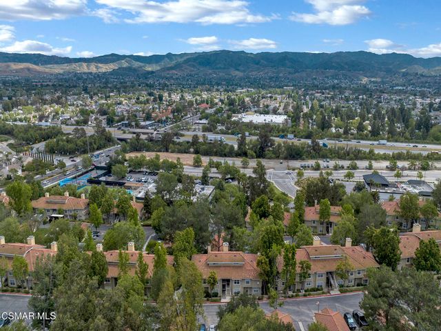 2731 Erringer Road 28, Simi Valley, CA 93065