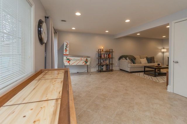 18358 Coneflower Lane, Eden Prairie, MN 55346