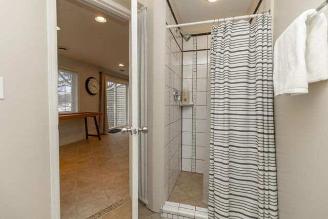 18358 Coneflower Lane, Eden Prairie, MN 55346