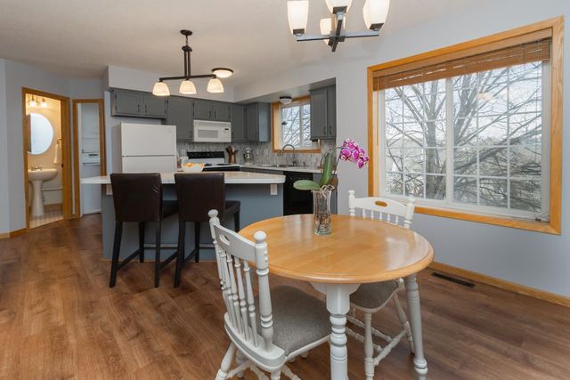 18358 Coneflower Lane, Eden Prairie, MN 55346