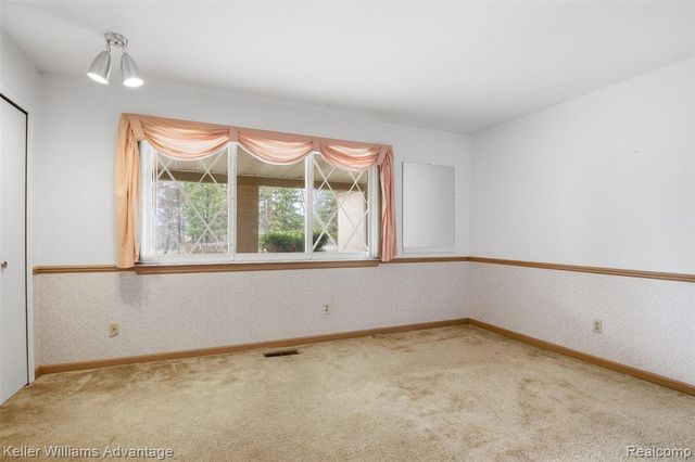 7670 7 Mile Road, Northville, MI 48167