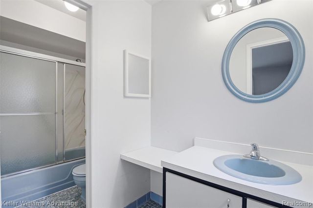 7670 7 Mile Road, Northville, MI 48167