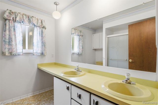 7670 7 Mile Road, Northville, MI 48167