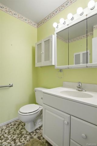 7670 7 Mile Road, Northville, MI 48167