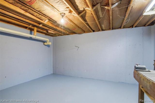 7670 7 Mile Road, Northville, MI 48167