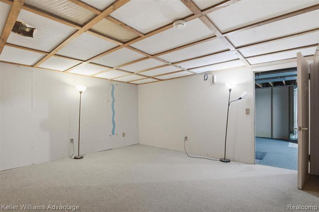 7670 7 Mile Road, Northville, MI 48167