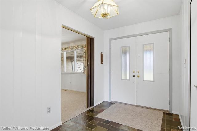 7670 7 Mile Road, Northville, MI 48167