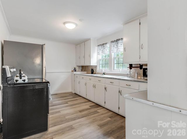 610 Helton Road, Cherryville, NC 28021
