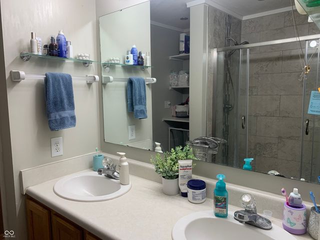 2887 Prairie Stream Way, Columbus, IN 47203