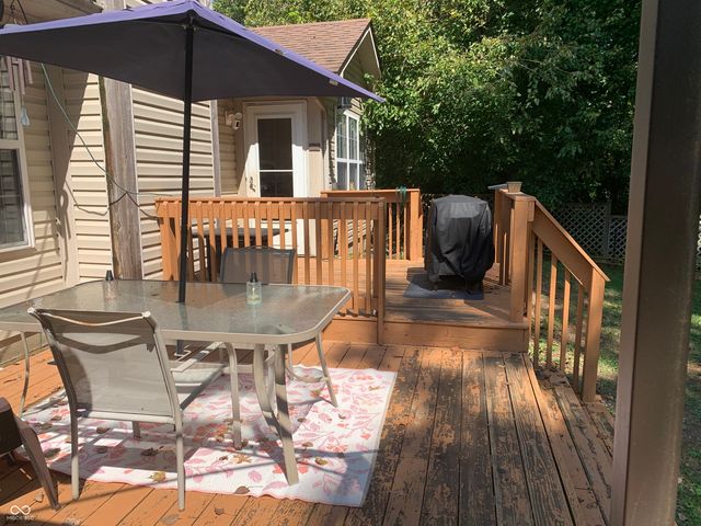 2887 Prairie Stream Way, Columbus, IN 47203