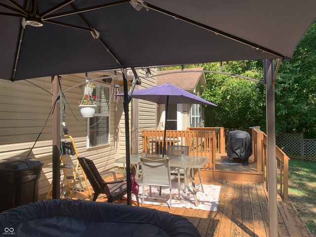 2887 Prairie Stream Way, Columbus, IN 47203