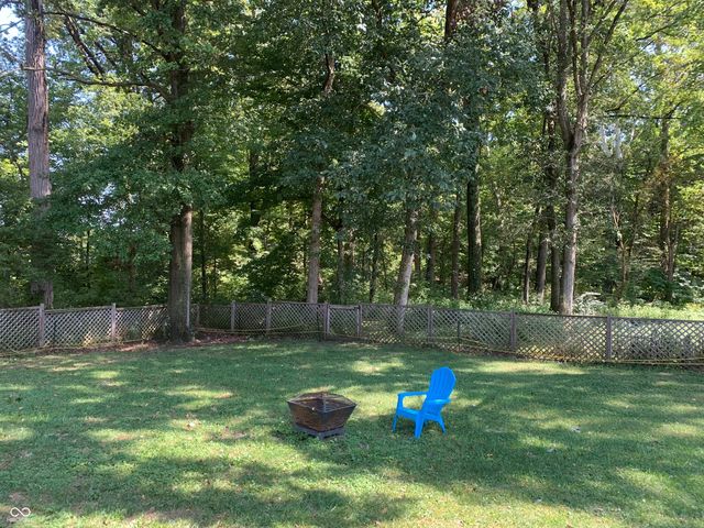 2887 Prairie Stream Way, Columbus, IN 47203