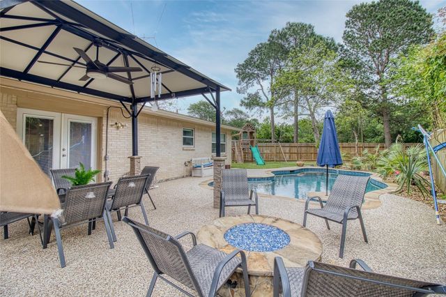 1405 Delabrook Court, Seabrook, TX 77586