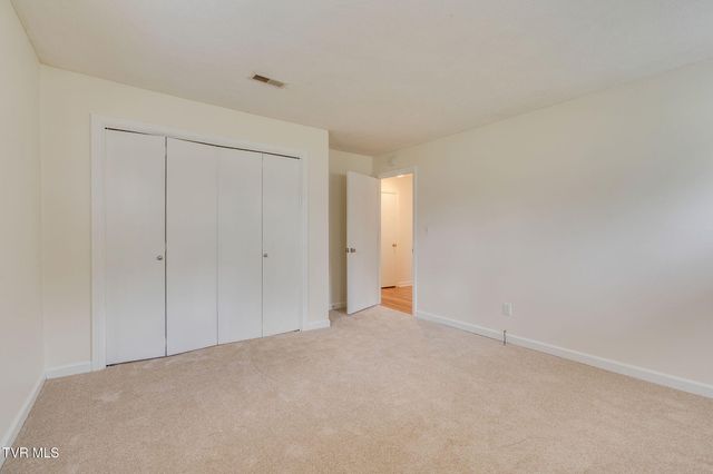 802 Sir Echo Drive, Kingsport, TN 37663