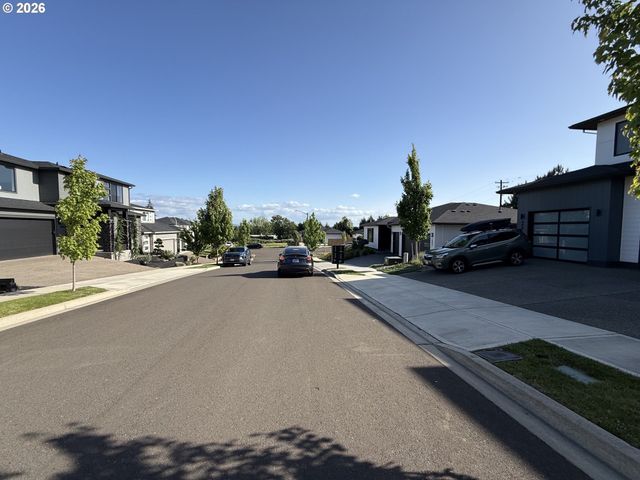7103 Se MIDDLE Way, Vancouver, WA 98664