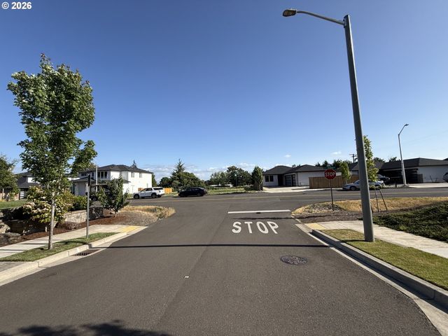 7103 Se MIDDLE Way, Vancouver, WA 98664