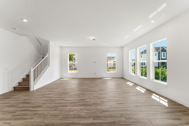 910 SW Newfield Avenue, Palm City, FL 34990