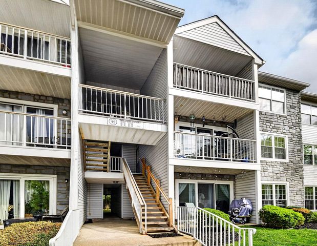 40 WILLOW CT, Hamilton, NJ 08619