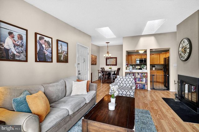 40 WILLOW CT, Hamilton, NJ 08619
