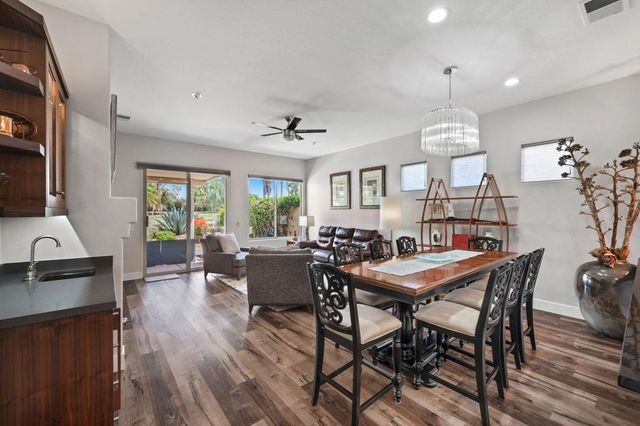 105 N Kavenish Drive, Rancho Mirage, CA 92270