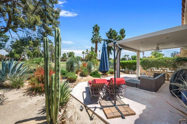 105 N Kavenish Drive, Rancho Mirage, CA 92270