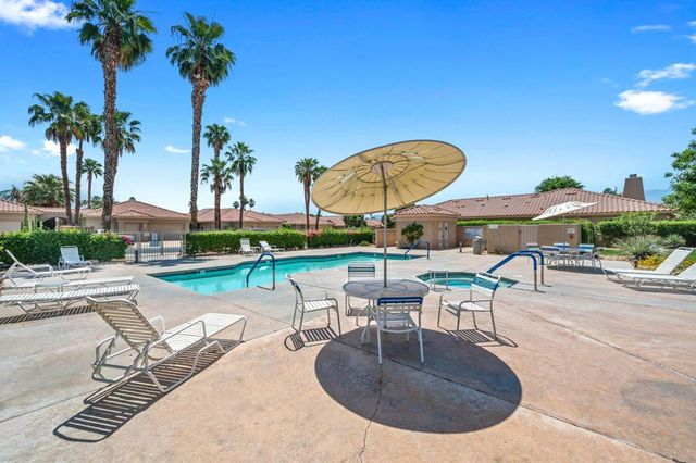 105 N Kavenish Drive, Rancho Mirage, CA 92270