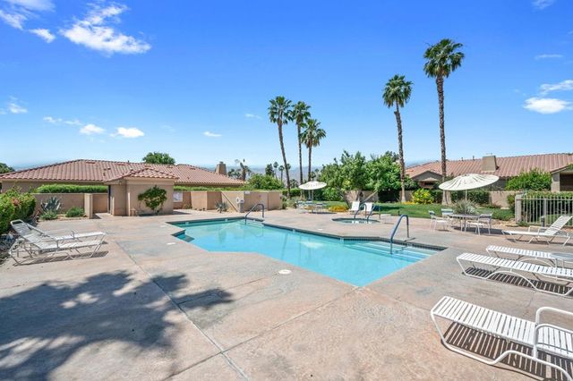 105 N Kavenish Drive, Rancho Mirage, CA 92270