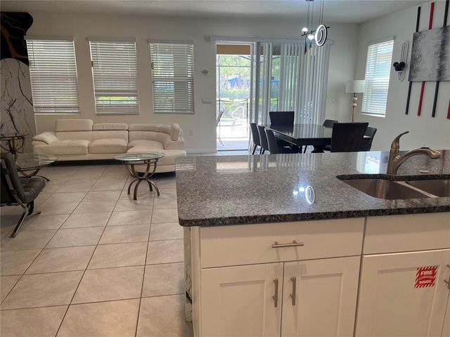 5117 OAKBOURNE AVENUE, Davenport, FL 33837