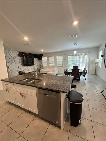 5117 OAKBOURNE AVENUE, Davenport, FL 33837