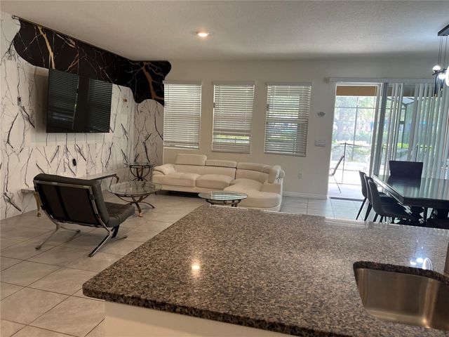 5117 OAKBOURNE AVENUE, Davenport, FL 33837