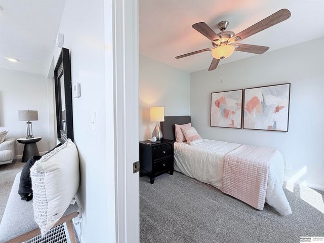 4360 Laurel Avenue, Omaha, NE 68111