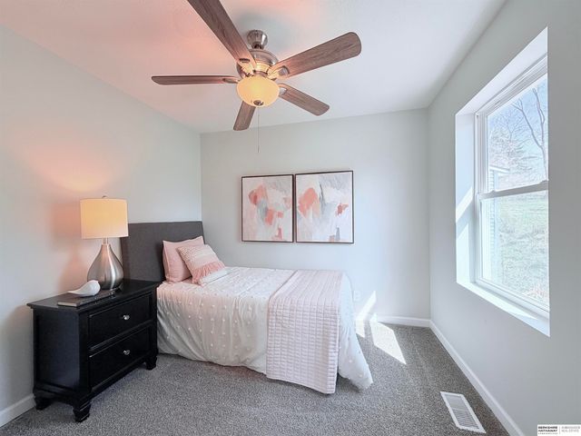 4360 Laurel Avenue, Omaha, NE 68111